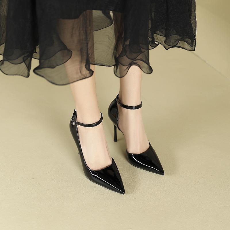 Женские летние туфли-лодочки на тонком каблуке с острым носком, новые, с открытой боковой частью, на высоком каблуке, одинарные, нишевый дизайн