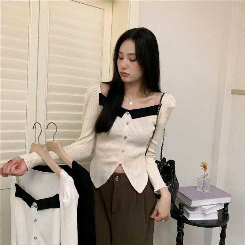 Square Neck Contrasting Color Irregular Hem Short Knit Sweater for Women Autumn and Winter Slim Fit and Slimming Long Sleeved Top for Women