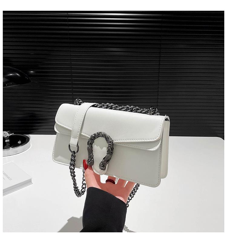 Модная женская квадратная сумка через плечо на цепи 2025 года