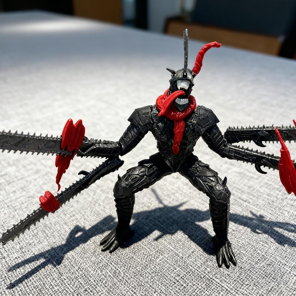 Товары, связанные с трансформацией главного героя аниме-персонажа, фигурки, куклы, игрушки и предметы декора в стиле аниме.