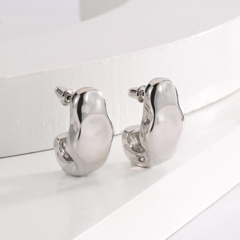 Ретро металлические геометрические серьги INS нишевый дизайн текстура ушная пряжка легкая роскошь холодная простая ушная пряжка