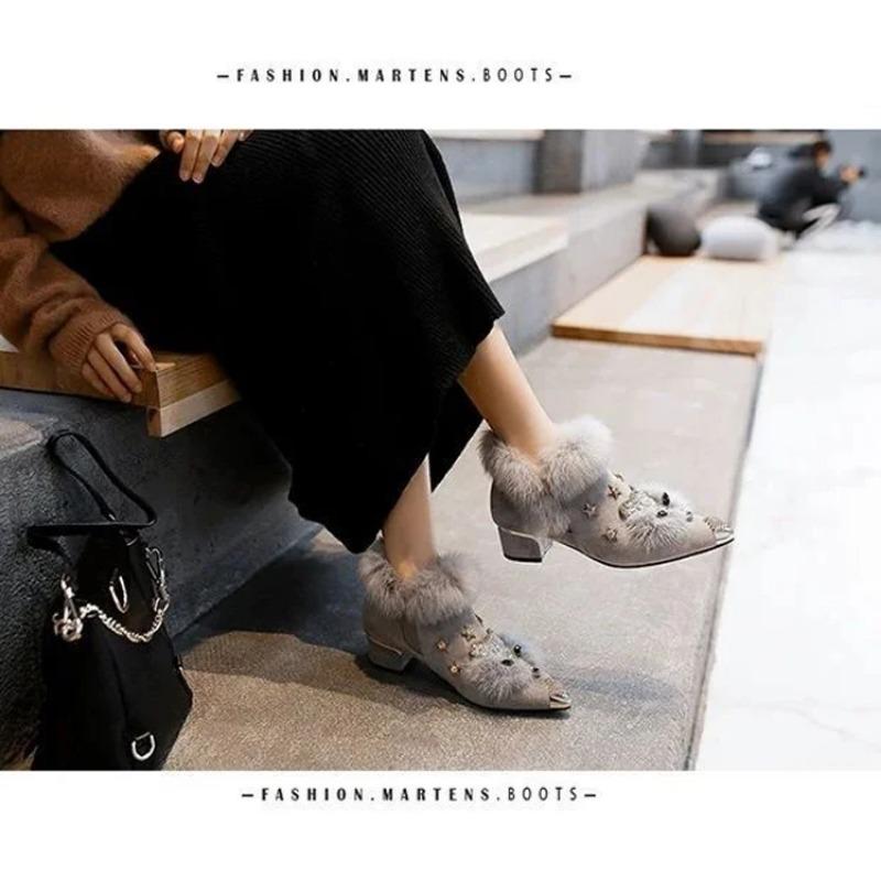 Женские ботильоны с кристаллами в виде головы лисы, женские сапоги, зимняя мода, металлический острый нос, пушистый плюш, высокий каблук, женская обувь для свадебной вечеринки