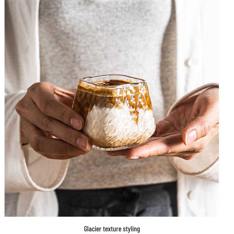 Стеклянная чашка для латте-кофе VAKADA из боросиликатного стекла с блюдцем