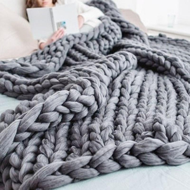 Large Soft Chunky Knitted Thick Wool Blanket With Versatile Colors For Cozy Comfort