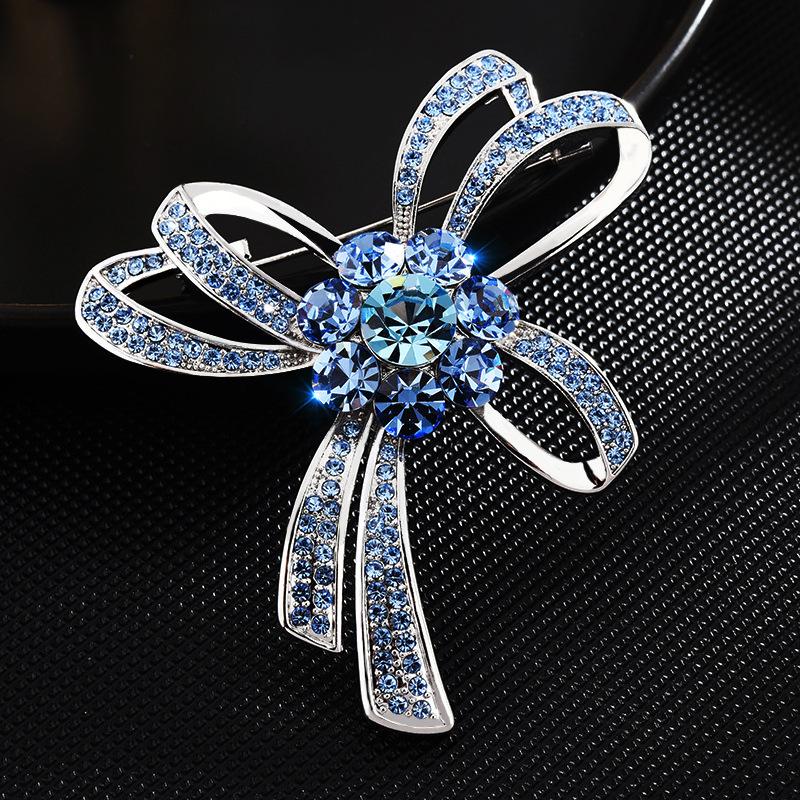 Senior Brooches Flower Leaf Brooch Pins for Women Suit Pendant Fashion Brooches Jewelry