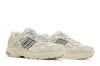 adidas Response CL Bad Bunny Wonder White