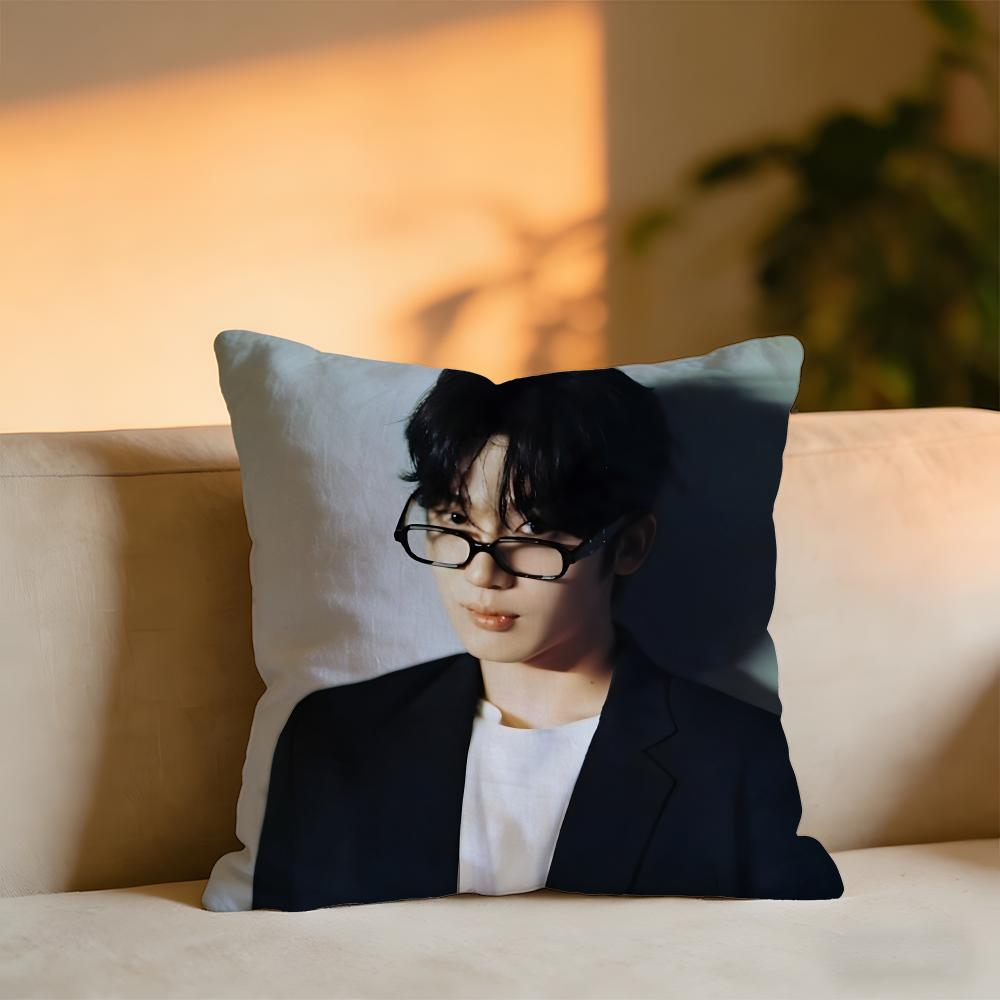 Kim Yo Ha Cushion Cover Cozy Velvet Throw PillowSoft Warm Cushion For Sofa Bed
