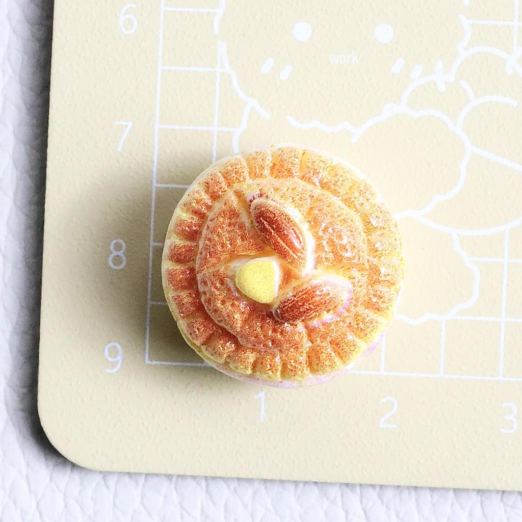 Миниатюрный игровой набор для самостоятельного моделирования торта и хлеба: Крем-клей, брелок, подвеска и шпильки для волос