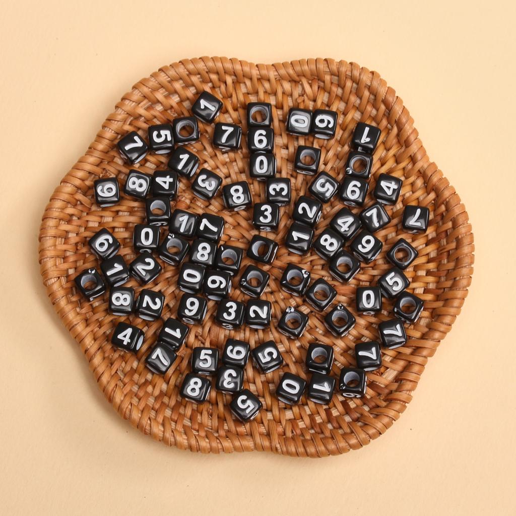 Креативные 80 шт. бисерные аксессуары брелок для изготовления ювелирных изделий квадратные акриловые ручные работы модные кубические бусины ожерелье свободные бусины браслет с цифрами своими руками 5,5 мм