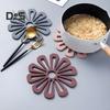 Placemats Hollow Out Design Heat-resistant Exquisite Flower Shape Bowl Mats for Tabletop