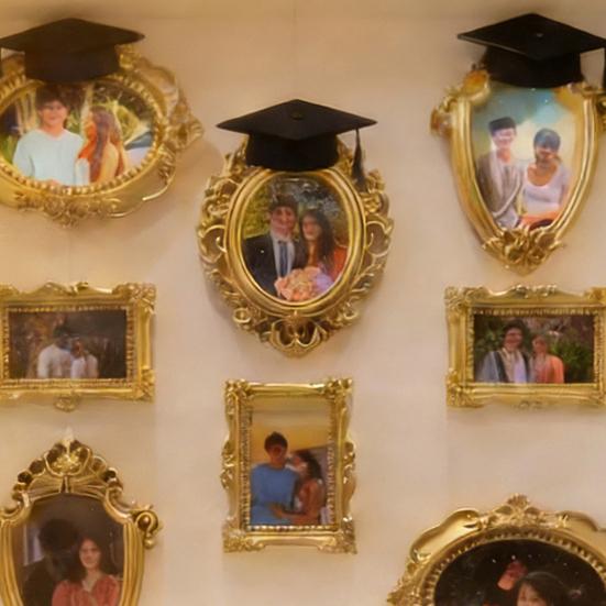 Набор «Сделай сам» Мини-музей: коробка-силуэт со светом, фоторамки «Мини-музей» с выпускными шапочками, витрина для воспоминаний для выпускников