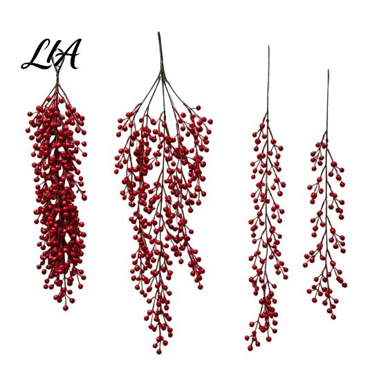 Indoor Wall Mounted Floral Decoration Artificial Red Berry Garland, Hanging Vine Swag, Christmas Holiday Door Lifelike for Wedding Frame Decor,