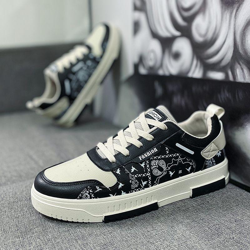 WTEMPO Brand Low-top Soft Sole Versatile Popular Cricket Shoes Breathable Fashion Casual Sports Shoes Students Do Not Collide Casual Sports Shoes