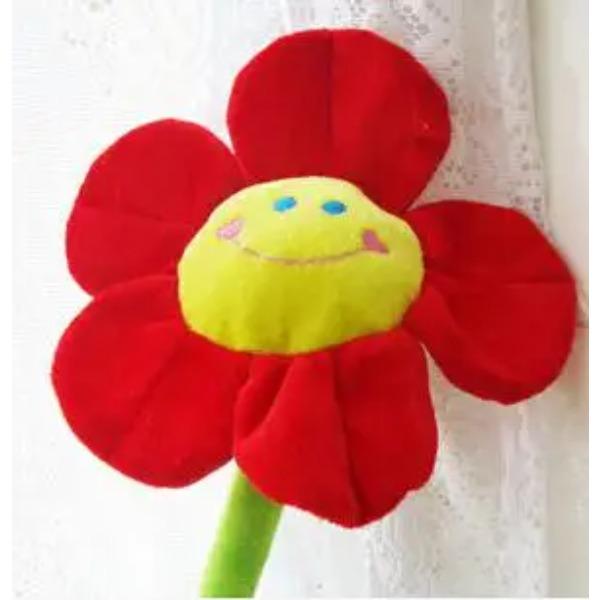 Cartoon Household Toys Multifunctional Smile Sunflowers Plush Plants Baby Bed Decoration Room Decoration Curtain Buckle Gift