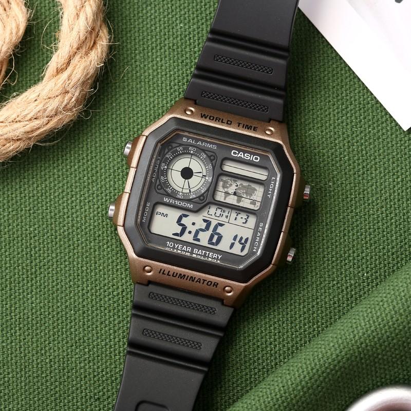 Casio Цифровая серия Квадратные Ретро Модные Водонепроницаемые Ударопрочные Спортивные Кварцевые Часы Ремешок из Смолы Мужские часы Серый AE1200WH-5AV