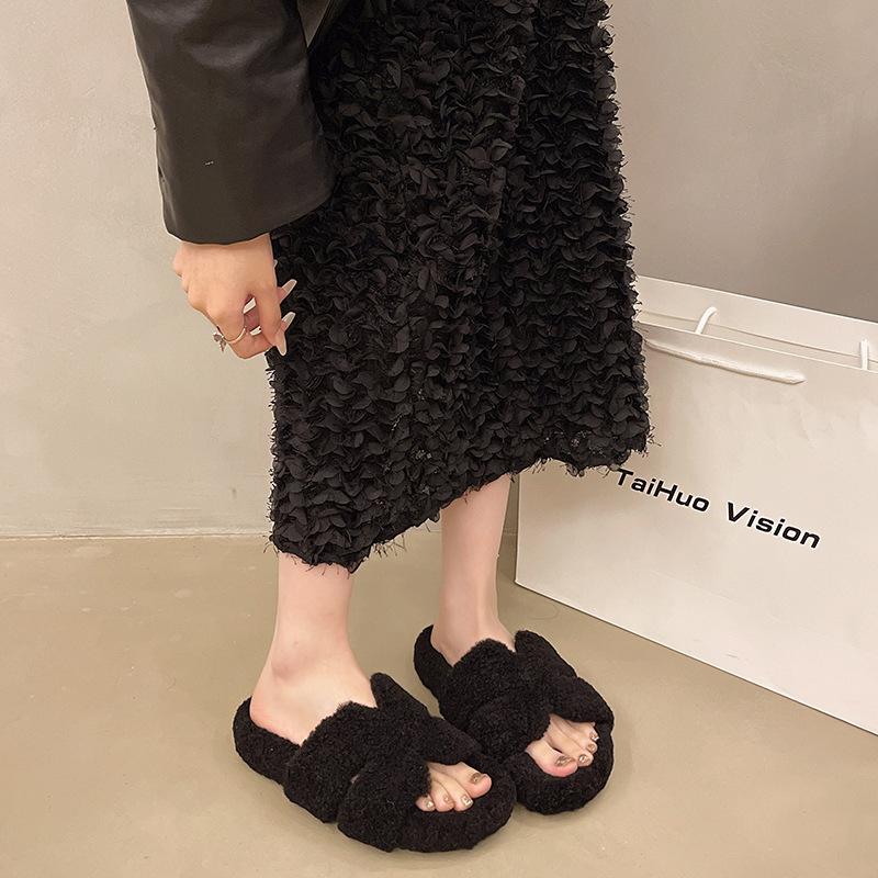 Korean version of trendy brand Mao Mao slippers shoes for women's outer wear 2024 autumn and winter new thick-soled open-toed versatile warm h