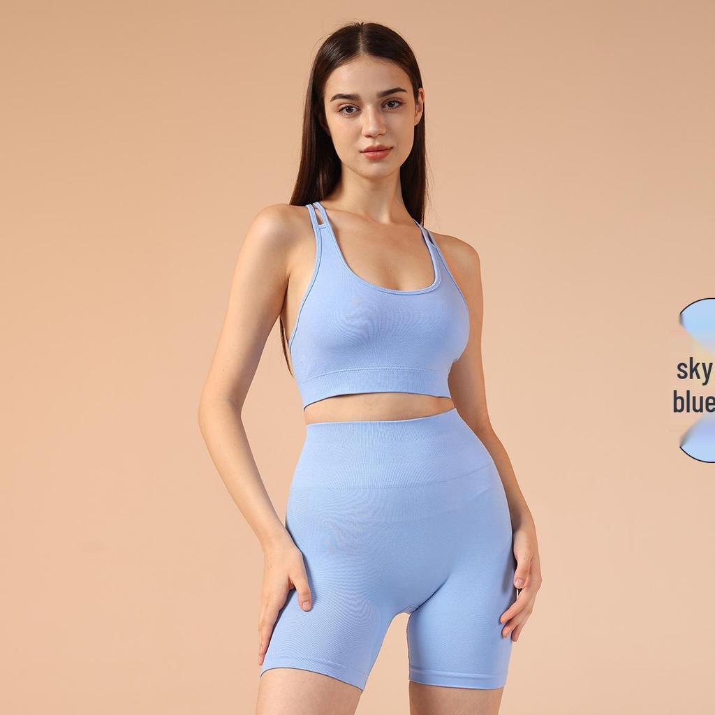 Женский бесшовный плиссированный комплект для йоги из двух частей: Завышенная талия, облегающий крой для фитнеса на открытом воздухе
