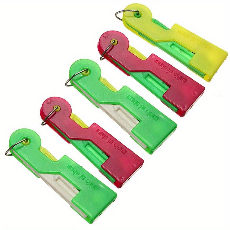 5pcs Random Color Elderly Convenient Automatic Sewing Needle Threader Thread Guide Tool AA8274