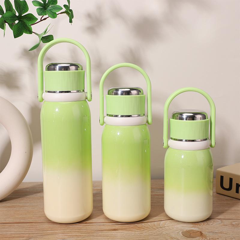 Stylish Large-Capacity Gradient 316 Stainless Steel Insulated Tea Cup, Portable and Convenient.