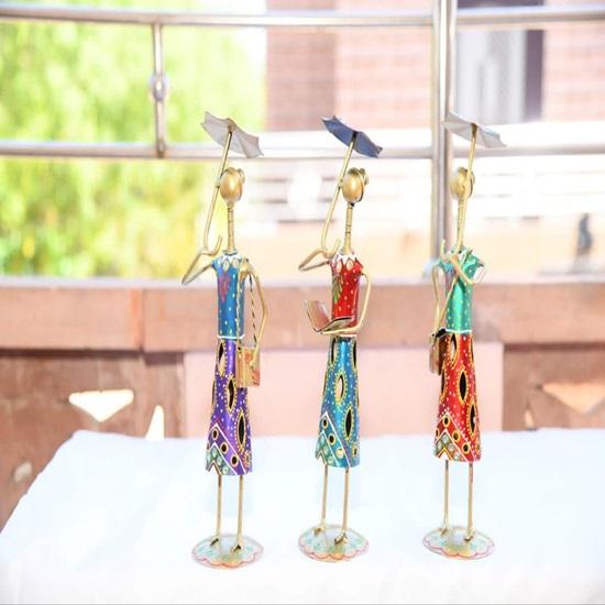 Set of 3 Pcs Handmade Metal Fashion Dolls with Umbrella Decorative Showpiece Items for Home Decor 30.48 Cm