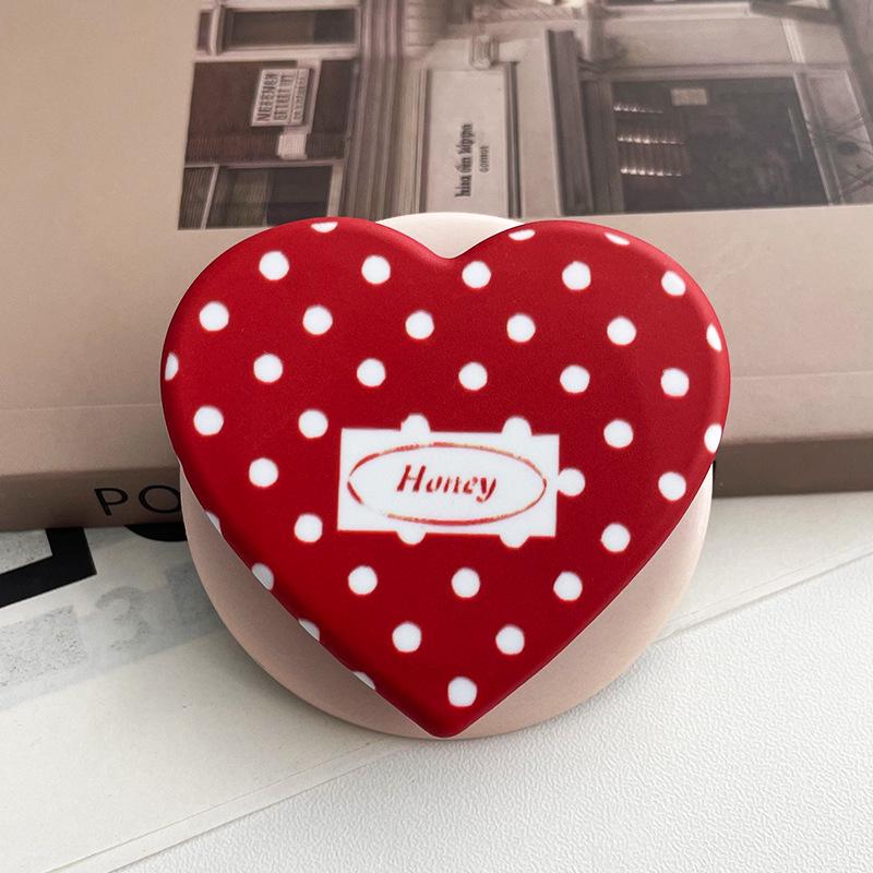Мультяшный магнитный держатель Filin Heart Love для MagSafe с надежным захватом и выдвижной конструкцией-подушкой безопасности