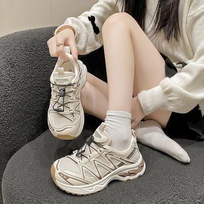 Женская обувь – Кроссовки