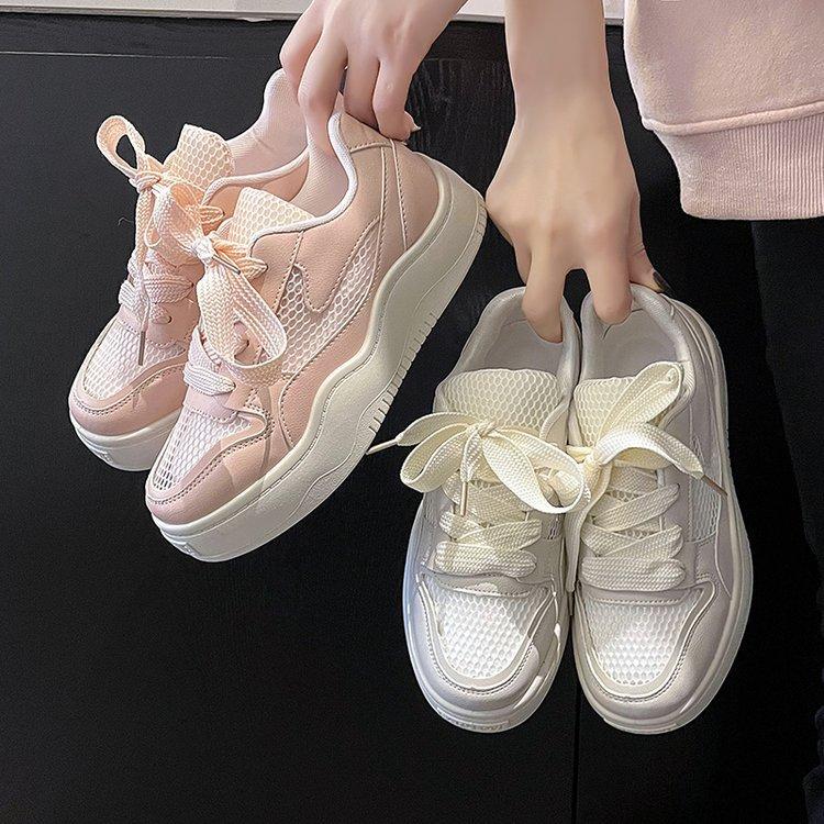 Маленькие белые туфли женские 2025 новые сетчатые туфли на мягкой подошве повседневные универсальные модные туфли лето тонкие дышащие кеды