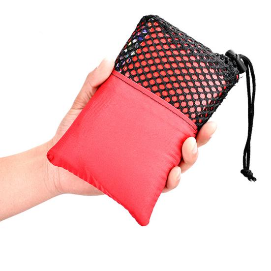 Портативный легкий мини-водонепроницаемый складной коврик с сумкой для хранения, износостойкий нескользящий утолщенный уличный коврик для пикника