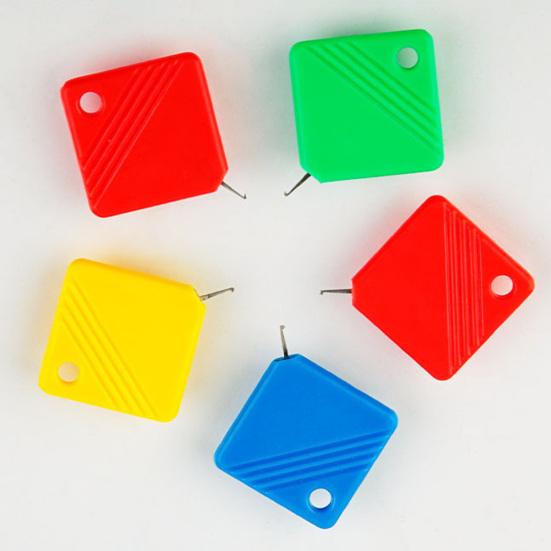 10 шт. нитевдеватель легкий нитевдеватель инструмент для ручного шитья портативный простой в использовании нитевдеватель для пожилых любителей шитья