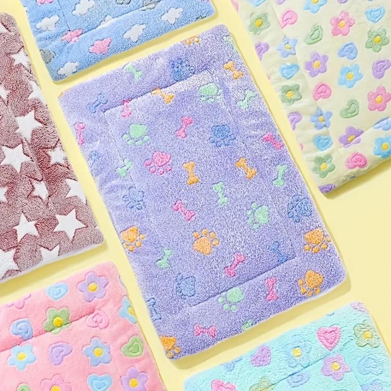 1pc Cozy & Cute Animal-Themed Pet Mat - Soft, Warm Polyester Sleeping Pad for Dogs, Cats, Rabbits - Winter Comfort with Playful Bones, Paw Prints