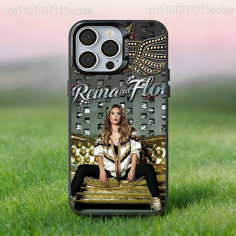 Королева Фلو La Reina Del Flow Чехол для телефона для iPhone 17,16,15,14,13,12,11,Pro,Max,Plus,E,Air,Mini Черный IMD Чехол