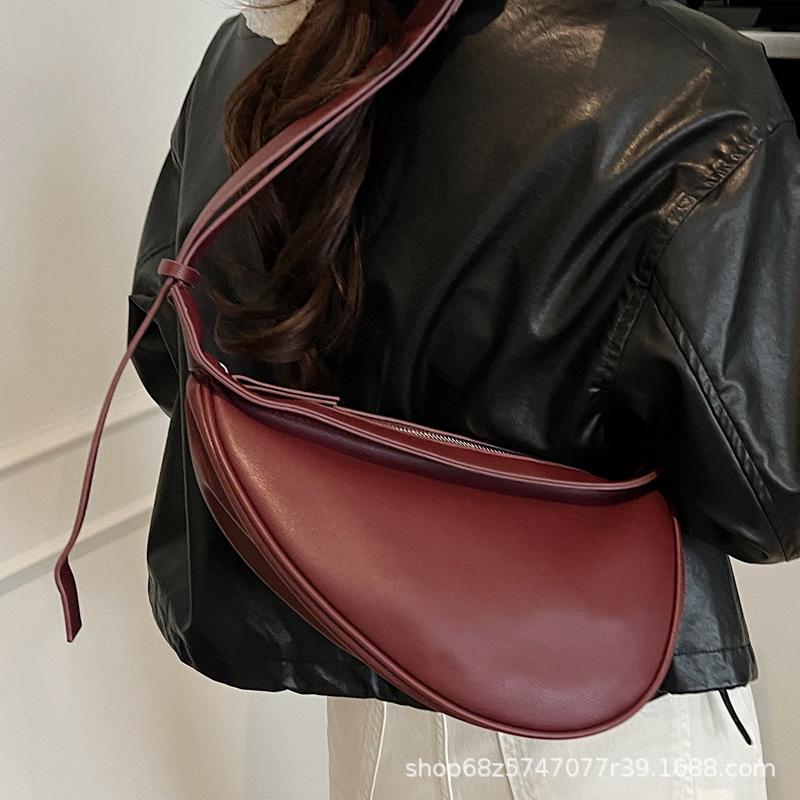 Pu Soft Leather Dumpling Messenger Bag 2025 New Solid Color Zipper Solid Color Shoulder Underarm Small Square Bag Women's Small Satchel