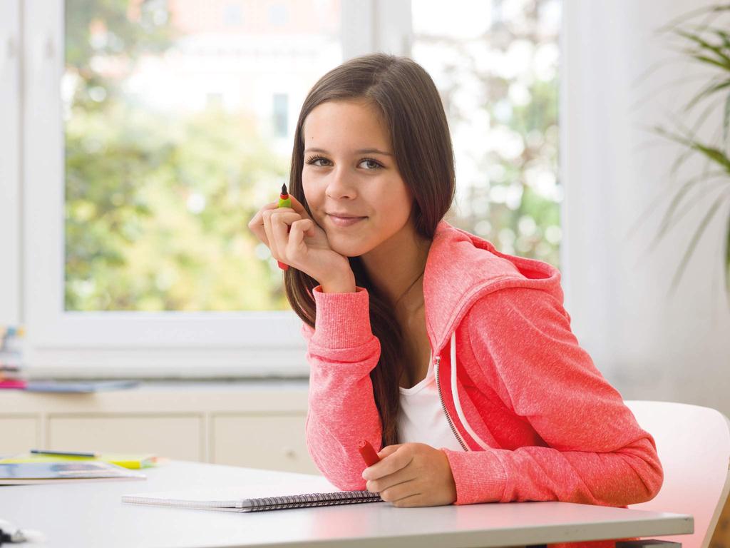 В комплект поставки входит картридж для перьевой ручки Pelican Twist® "Neomint" Nib M,