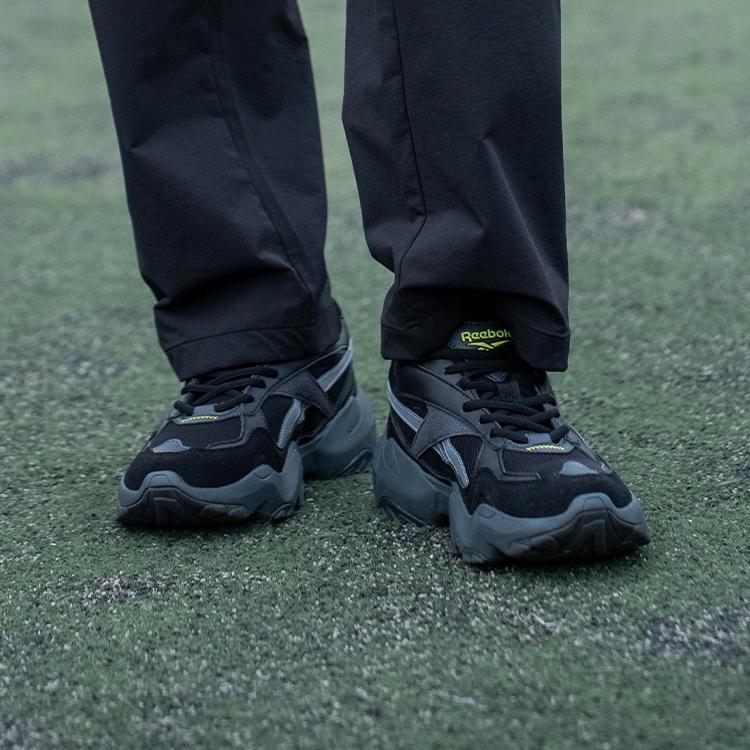 Reebok Fluffi Puff CN Ретро Тренд Толстая Подошва Универсальные Папины Кроссовки Низкий Верх Кроссовки для Бега Унисекс кроссовки Черные 24FRC913U1GH1