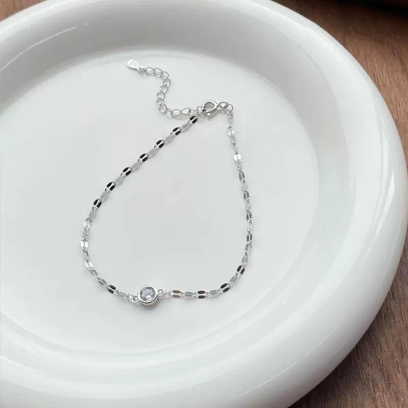 New Super Sparkling Sparkling Bracelet for Women, Niche, Light Luxury, Minimalist, Sparkling Lip Chain Accessory