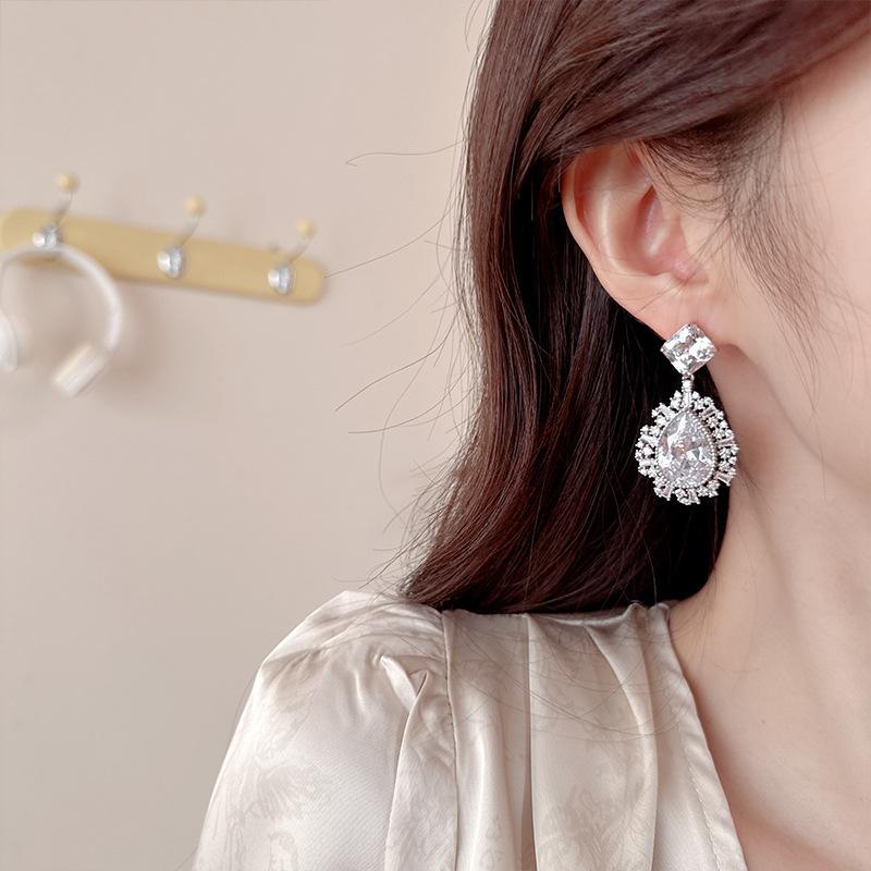 Серьги в стиле ретро с преувеличенными каплями воды и микро-инкрустацией циркония, супер-вспышка кристалла, платье, банкетные аксессуары для женщин
