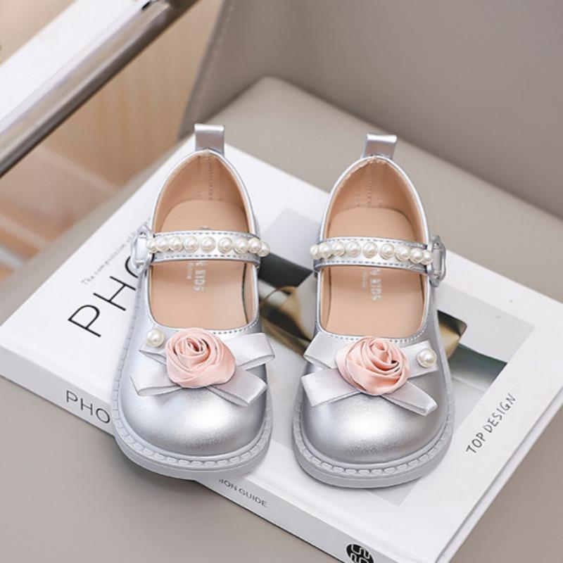 Весенние туфли для девочек из кожи в британском стиле на липучках Модные туфли для принцесс