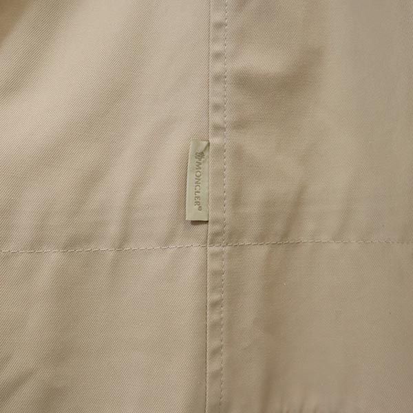 Moncler Бежевый тренч Женский Б/У