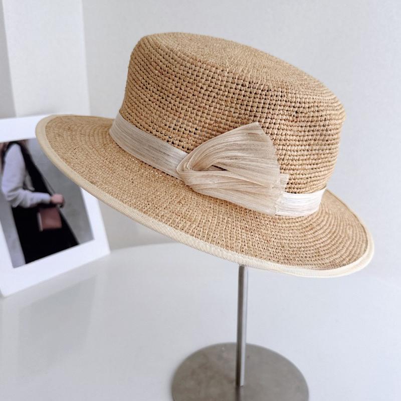 French Oversized Brimmed Hand Knitted Raffia Sun Hat Women Seaside Travel Sun Hat Elegant French Hepburn Style Sombrero