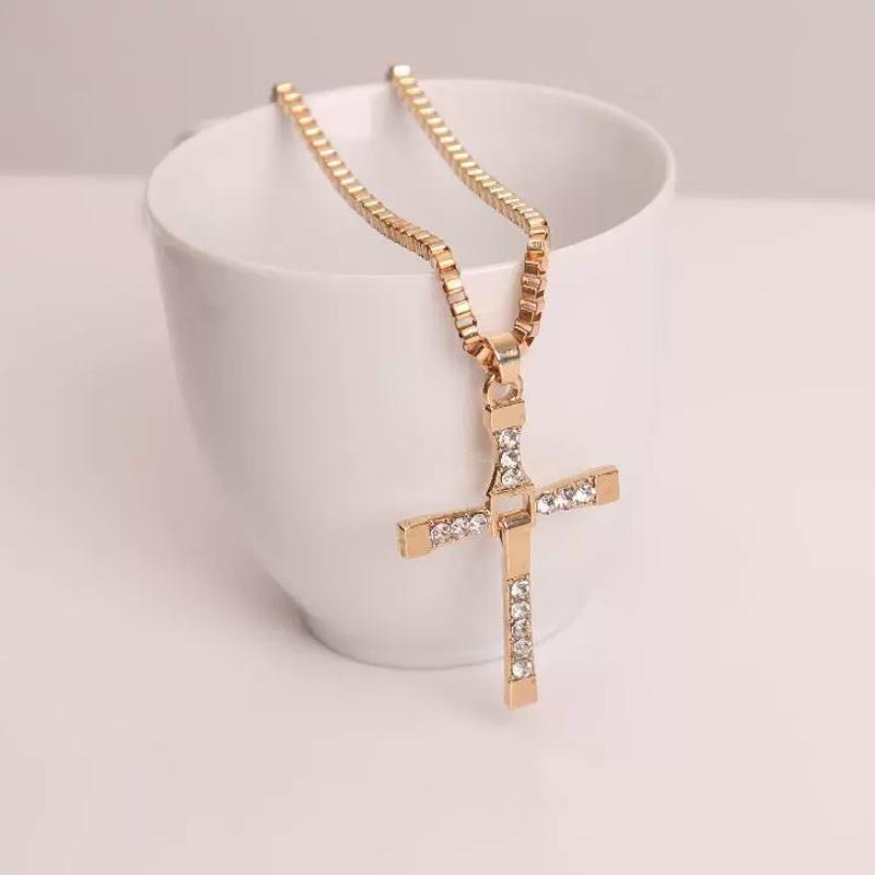 Кулон-ожерелье Toledo Cross Европейское и американское ожерелье Сплав Алмазный кулон Мужское ожерелье Женское ожерелье Ювелирный подарок