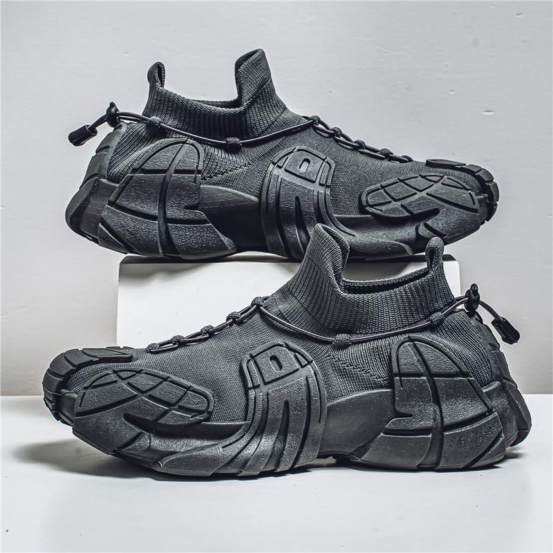 Мужская обувь лето дышащая 2025 новая обувь из мушиной ткани ультралегкая обувь-носки универсальные папины кроссовки мужская индивидуальность тренд