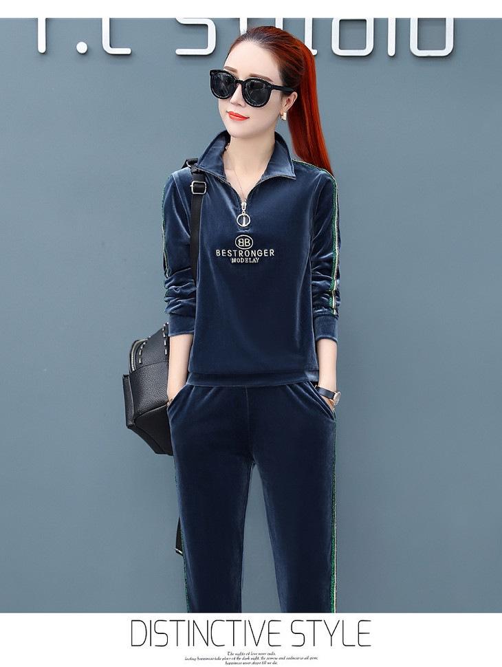 Женский спортивный костюм из двух частей из золотистого бархата с воротником-стойкой - мода весна/осень 2025 г.