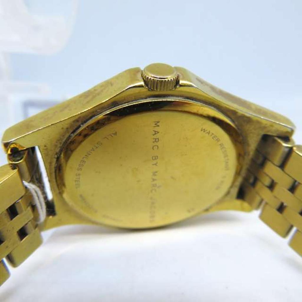 Подержанные кварцевые аналоговые часы MARC JACOBS MBM3315