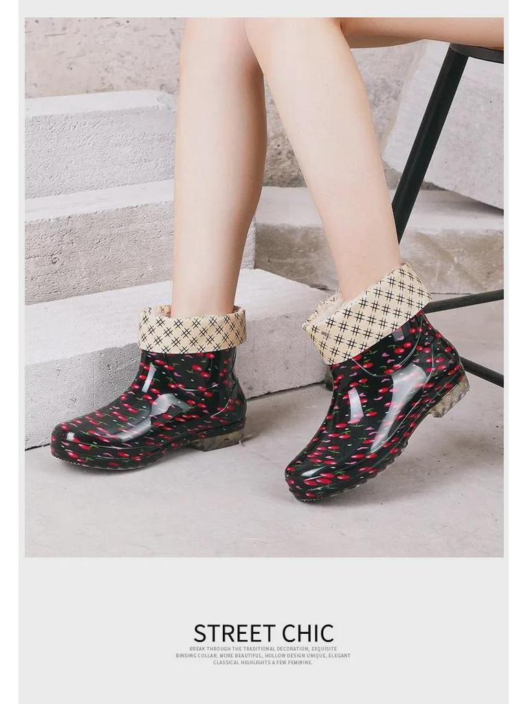 Women's Short Tube Floral Rain Boots - Waterproof, Non-Slip, Fashionable, Low Cut Rubber Shoes for Kitchen & Outdoor Use.