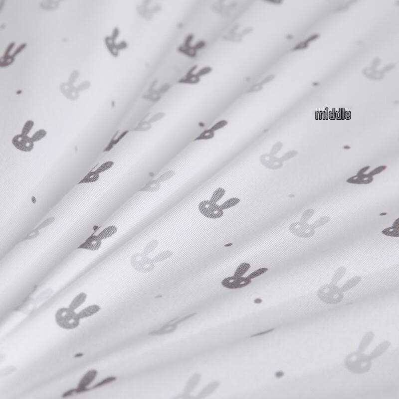 PLAYBOY Soft Breathable Quilt