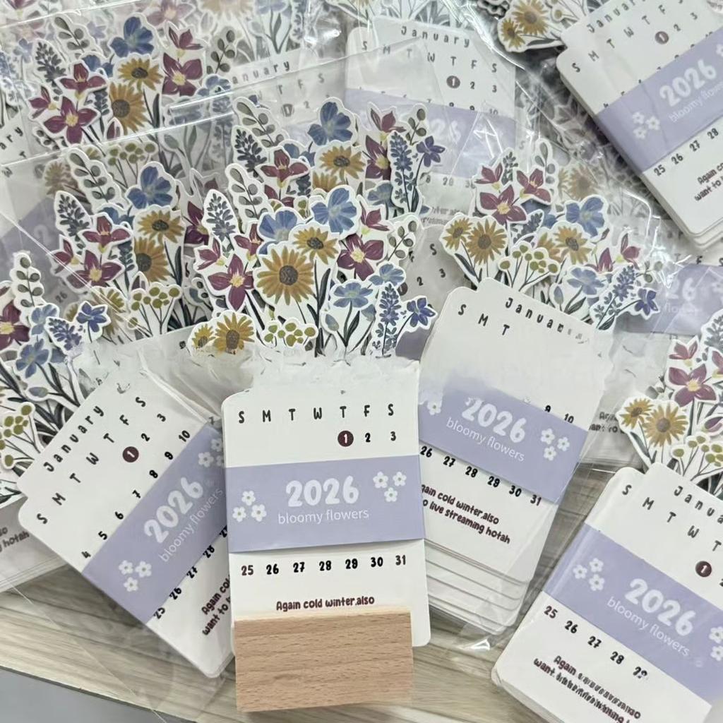 Бумажный венок с деревянной основой, Цветочный календарь 2026