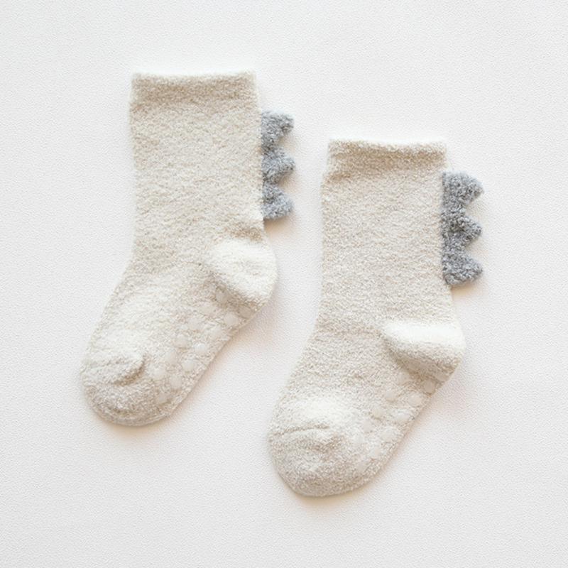 Мультяшные нескользящие коралловые флисовые стерео носки для новорожденных, гольфы средней длины, 0-3 года