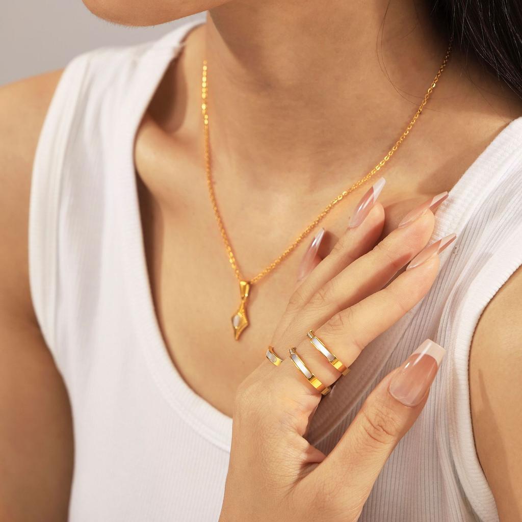 Tetragonal Opal Pendant Titanium Steel Clavicle Chain Seashells Ring Necklace Ring Niche Set