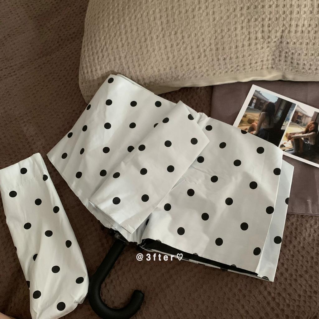 Korean Women's White Wave Dot ~ Summer Sun Protection and Rain Protection Dual-use Special Black and White Folding Umbrella Sunshade Black Rubber