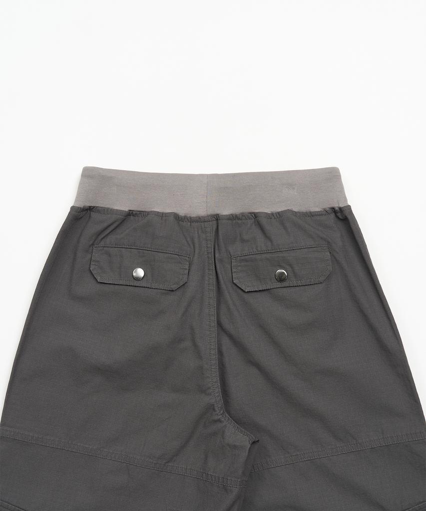 TOFFEE WOMEN W Elastic Waist Wide Cargo Pants (Charcoal)